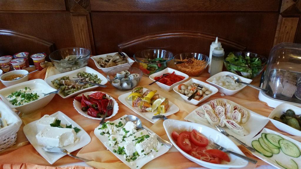 Hotel Restauracja Podzamcze Szczecin Bagian luar foto