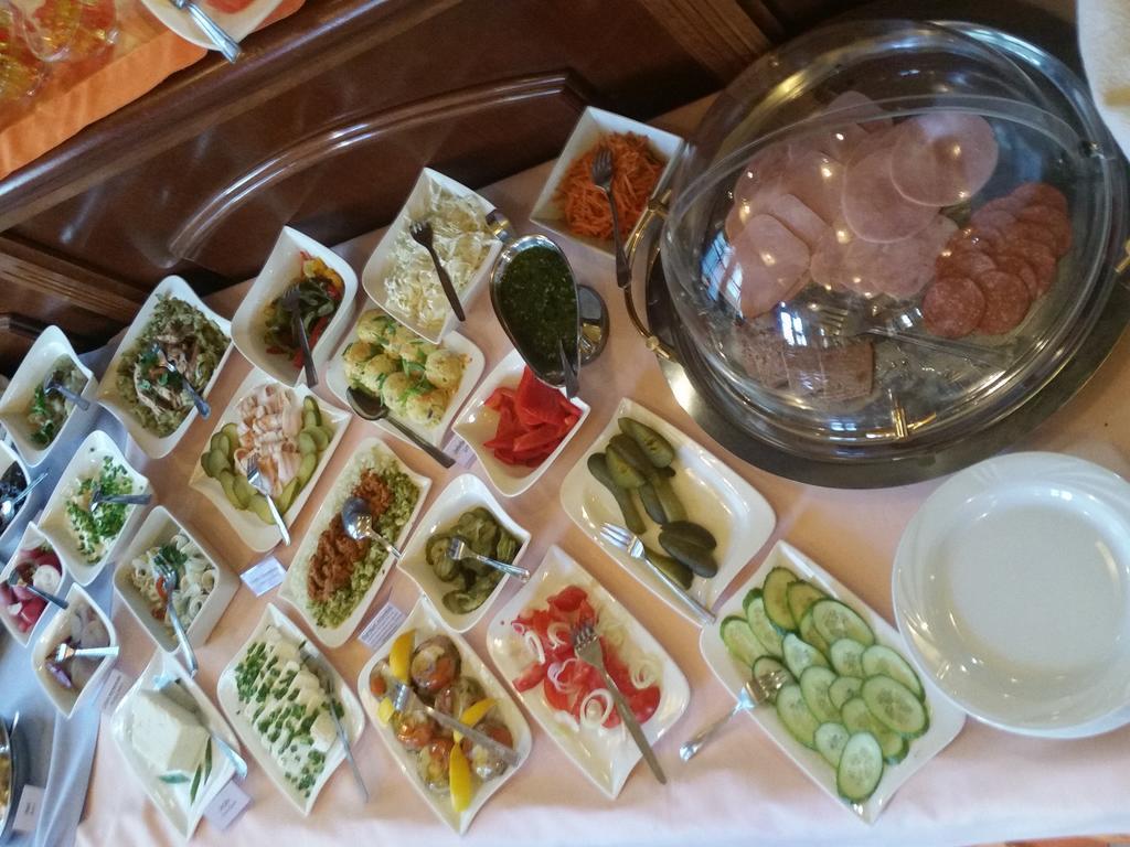 Hotel Restauracja Podzamcze Szczecin Bagian luar foto