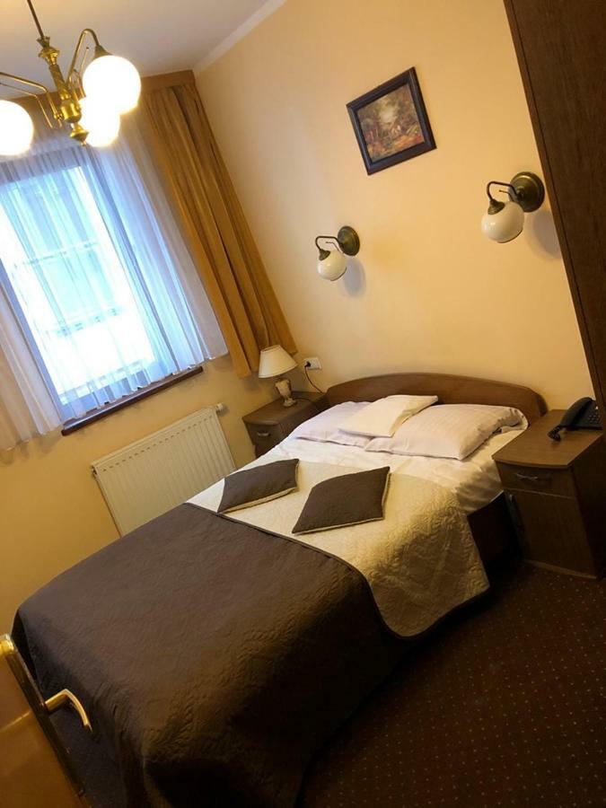 Hotel Restauracja Podzamcze Szczecin Bagian luar foto