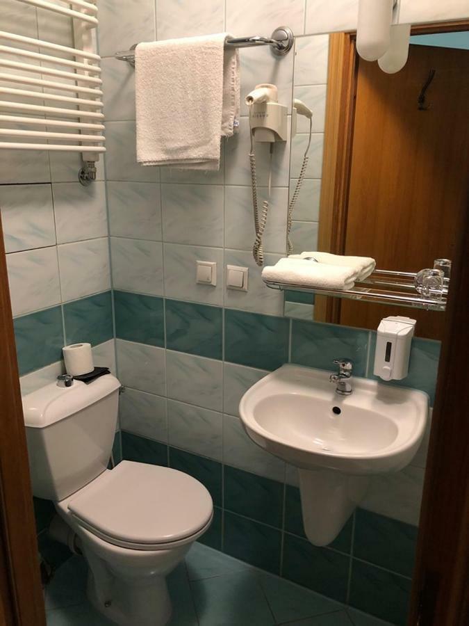 Hotel Restauracja Podzamcze Szczecin Bagian luar foto