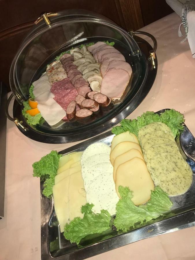 Hotel Restauracja Podzamcze Szczecin Bagian luar foto
