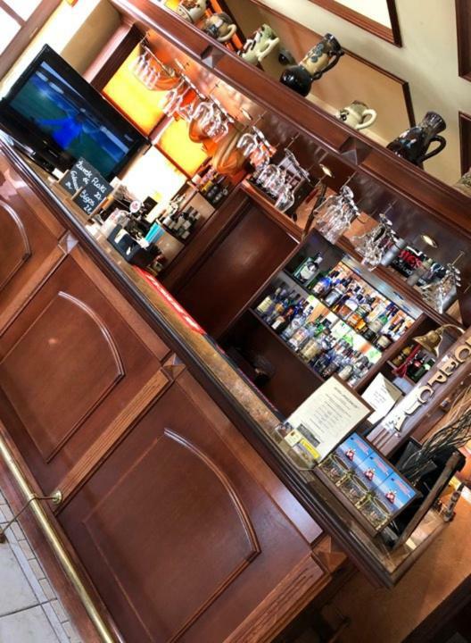 Hotel Restauracja Podzamcze Szczecin Bagian luar foto